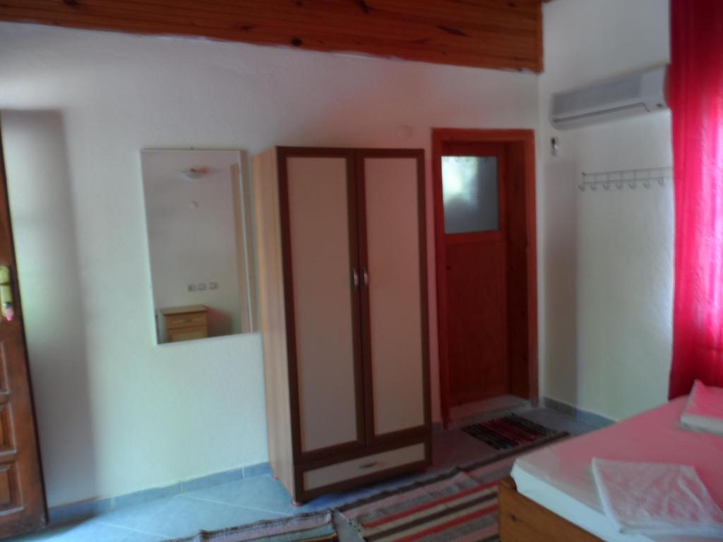 Engin Pension Çıralı Camera foto